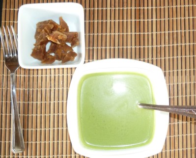 Bandara, the chef at Kadolana serves a great Kola Kanda with chunks of palm sugar